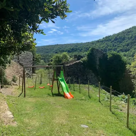 Le Rocher De Cheylus * Saint-Priest (Ardeche)